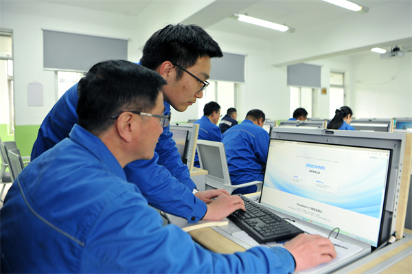 4 淮北选煤厂：“AI技能培训”受欢迎.jpg