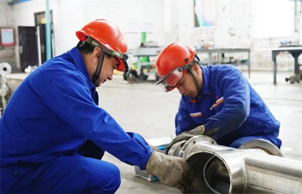 1银光集团 设备管理推行“标准化+预知性”维保模式.jpg